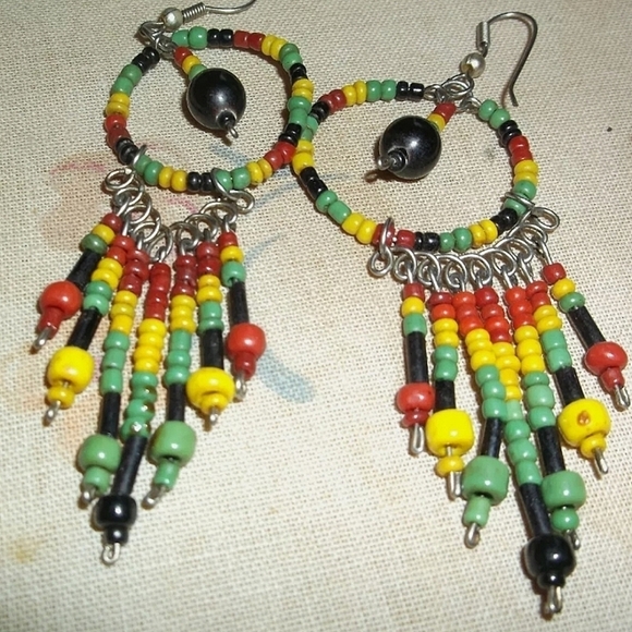 NEW HANDMADE ETHNIC FESTIVAL SEEDED HANGING EARRINGS - Picture 1 of 2